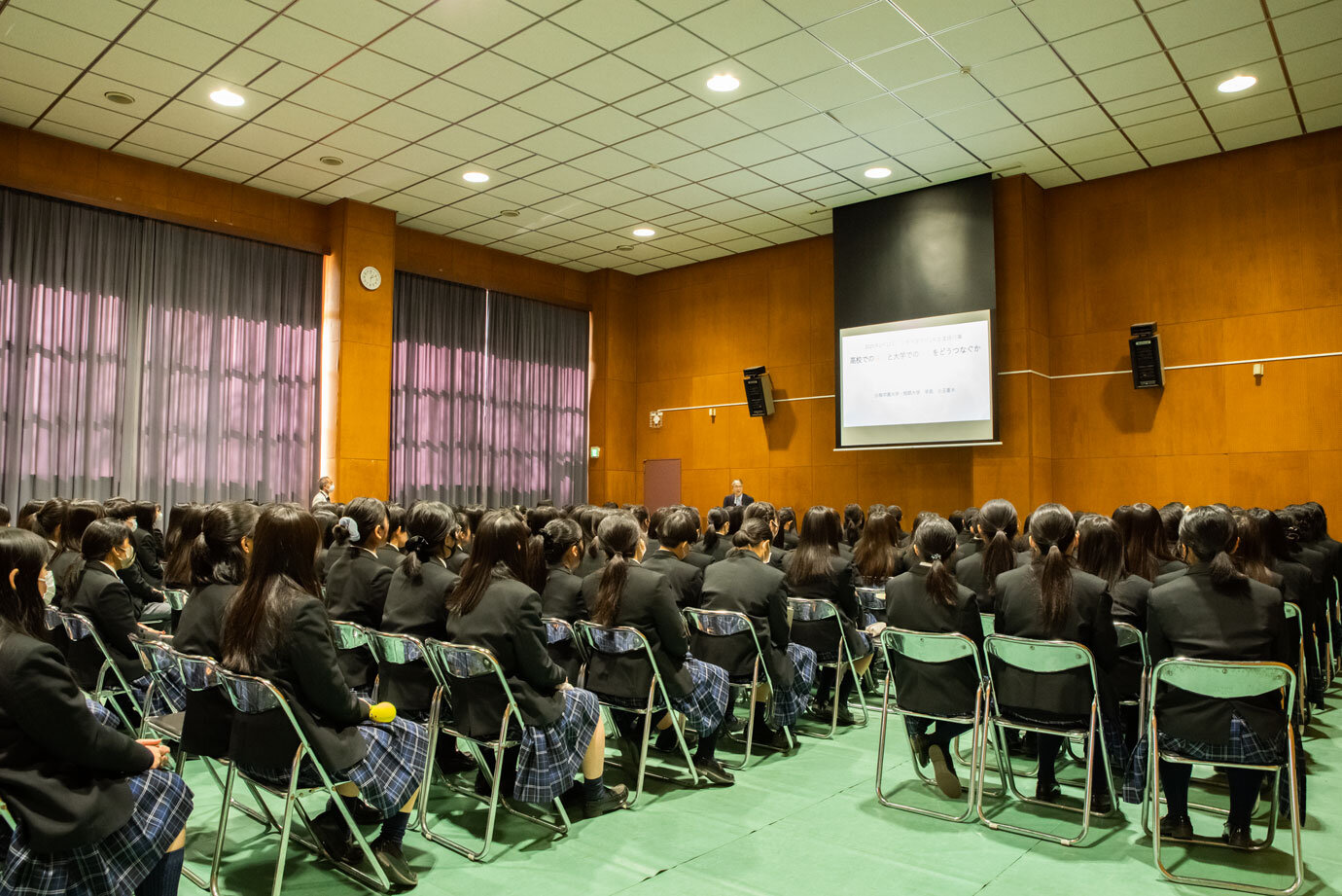 白梅学園高等学校と高大連携事業を実施しました