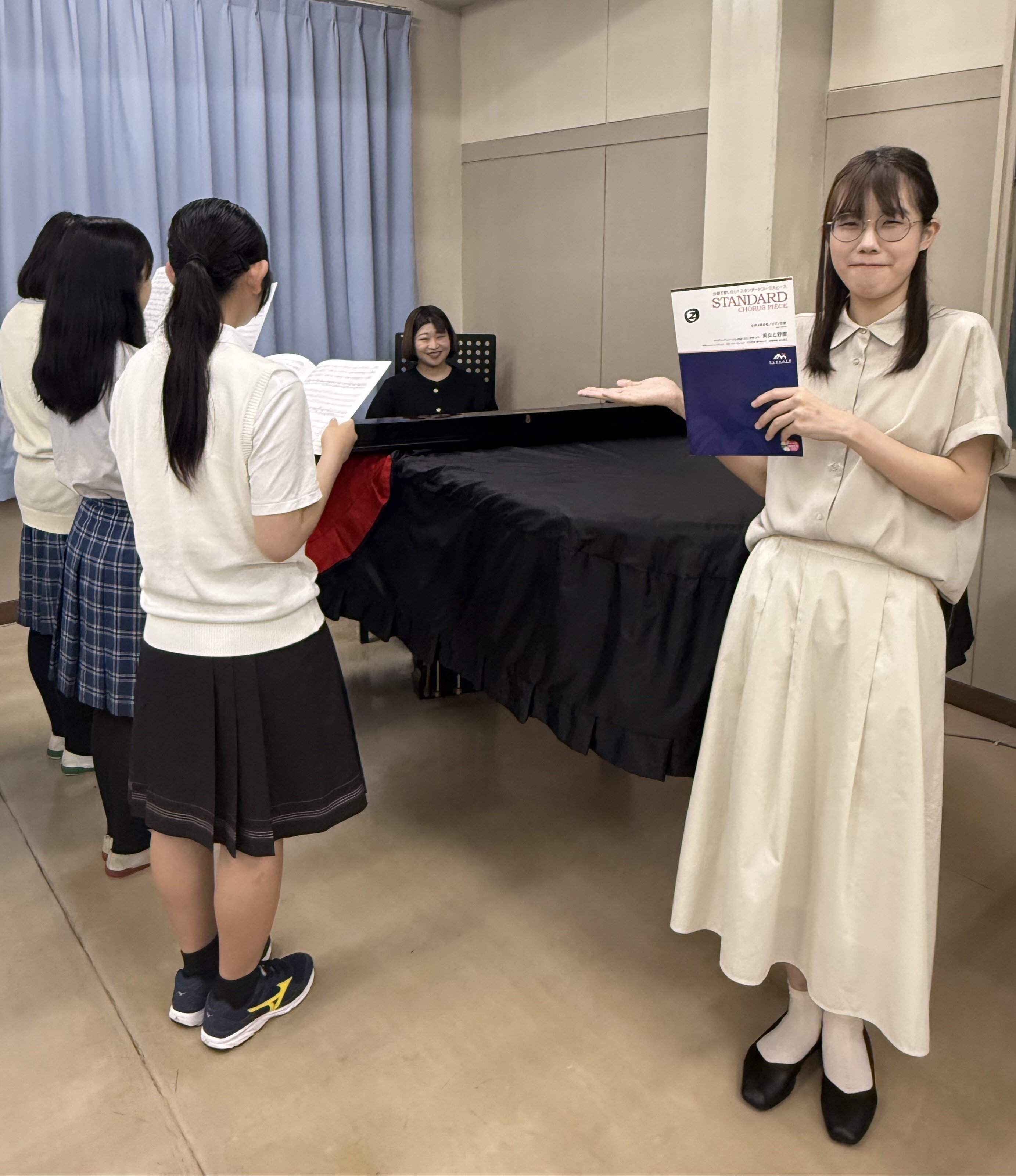 2025母校訪問（立川女子高等学校＜斎藤絢香さん＞※トリミング済）.jpeg